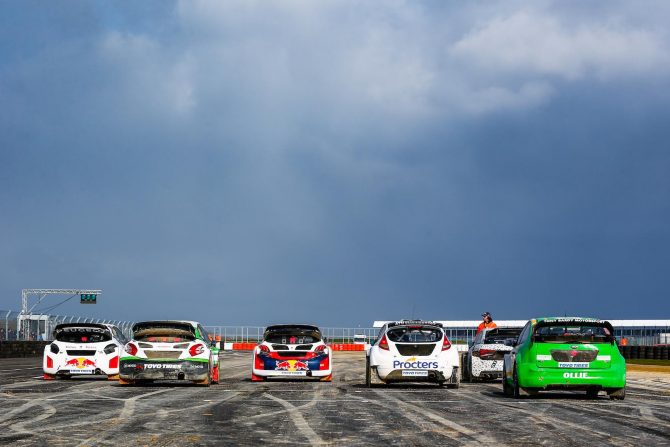 Supercar Silverstone Grid